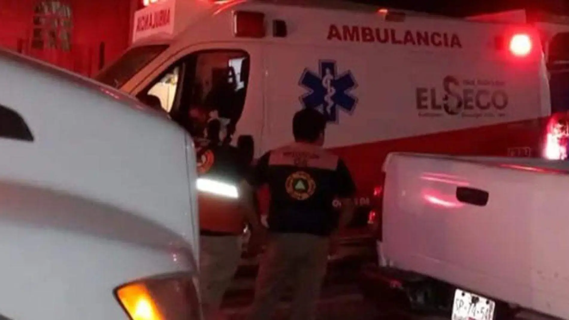 Un hombre de 32 años perdió la vida atropellado por un vehículo en la Avenida 2 de abril en el municipio de San Salvador El Seco